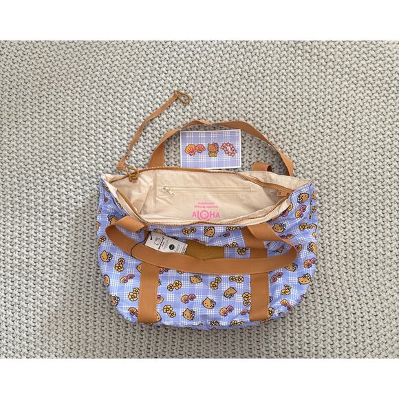 Aloha Collection• HELLO KITTY SUPER CUTE SPECIAL EDITION Nylon Zipper Tote - Picture 5 of 8